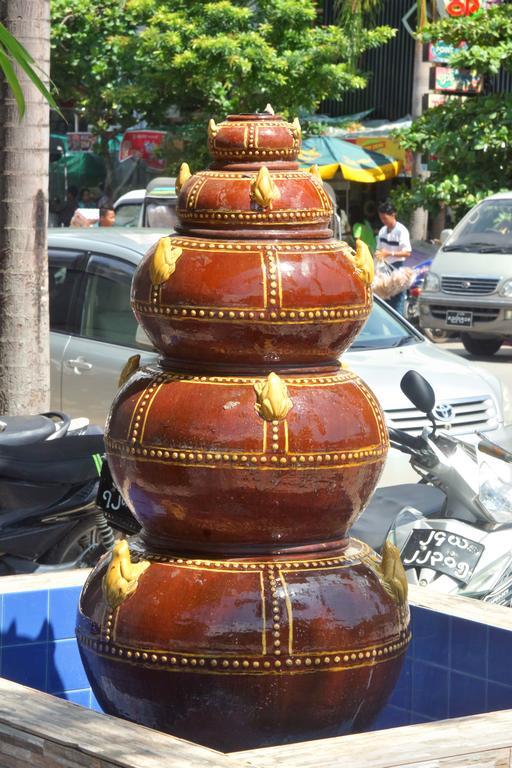 Hotel A1 Mandalay Exterior foto